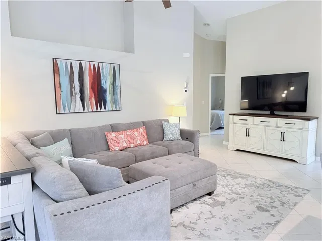 6345 Lexington Ct 201, Naples, Florida 34110