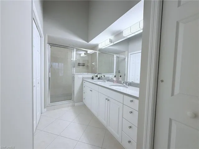 6345 Lexington Ct 201, Naples, Florida 34110