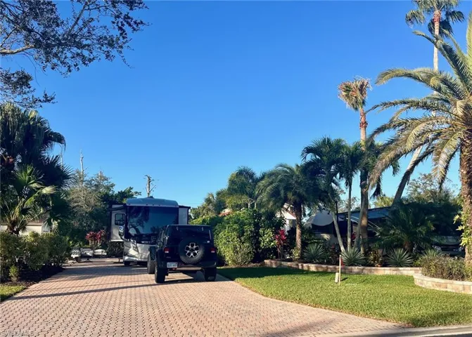 View of decorative driveway