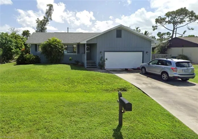 17225 Johnston Dr, Fort Myers, Florida 33967