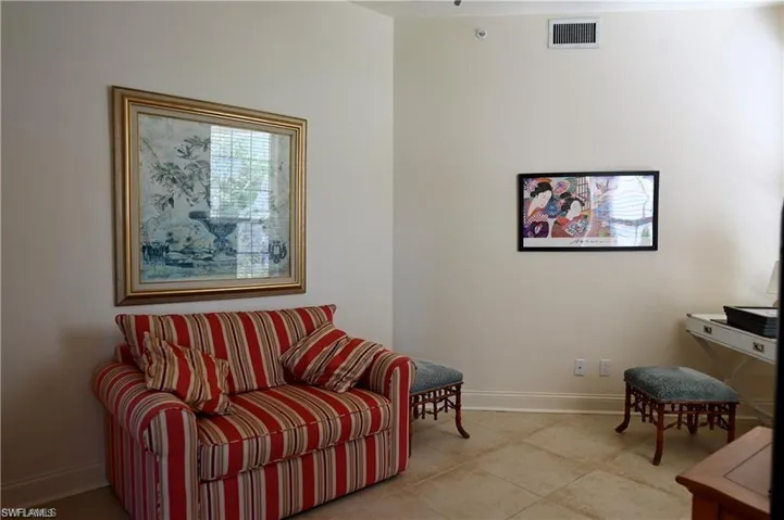 3rd bedroom den