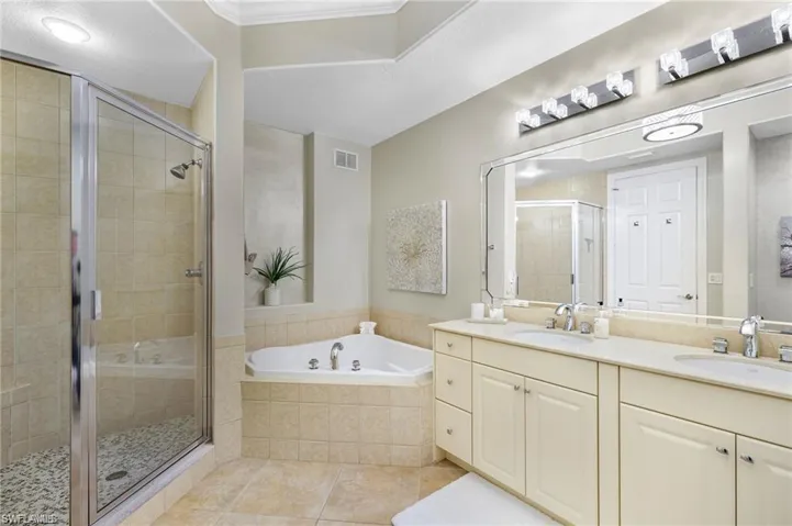 10731 Mirasol Dr 205, Miromar Lakes, Florida 33913