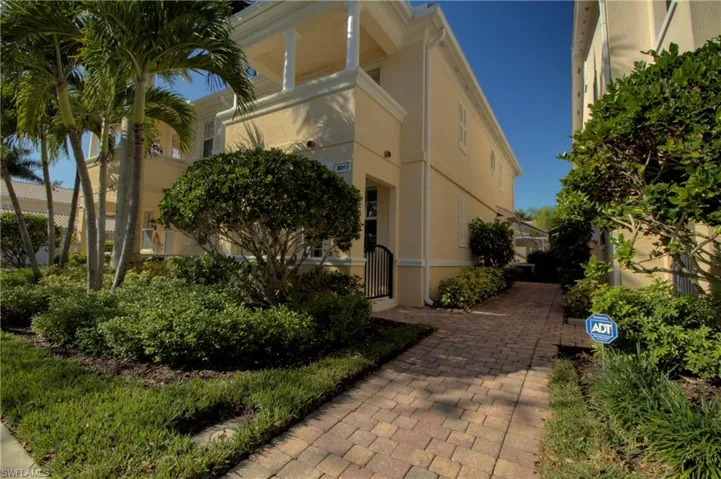 front of home , walk to all amenities
