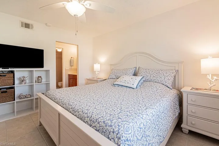 5940  Cranbrook  WAY, Naples, FL 34112