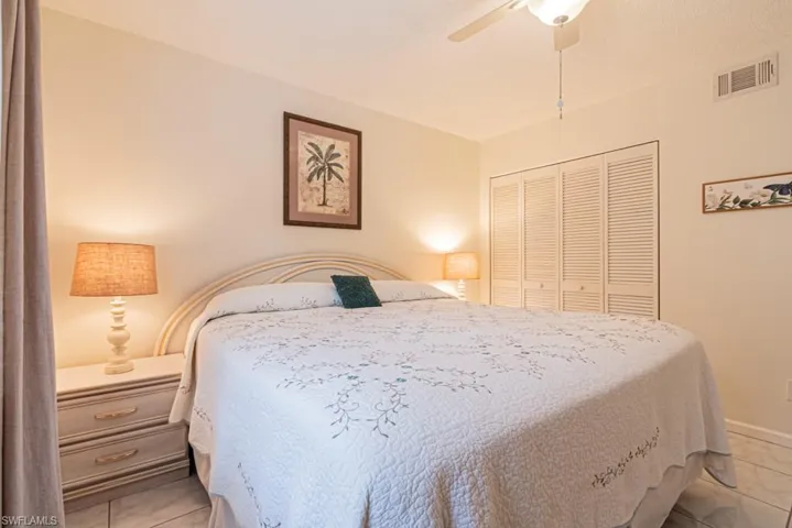 Guest bedroom