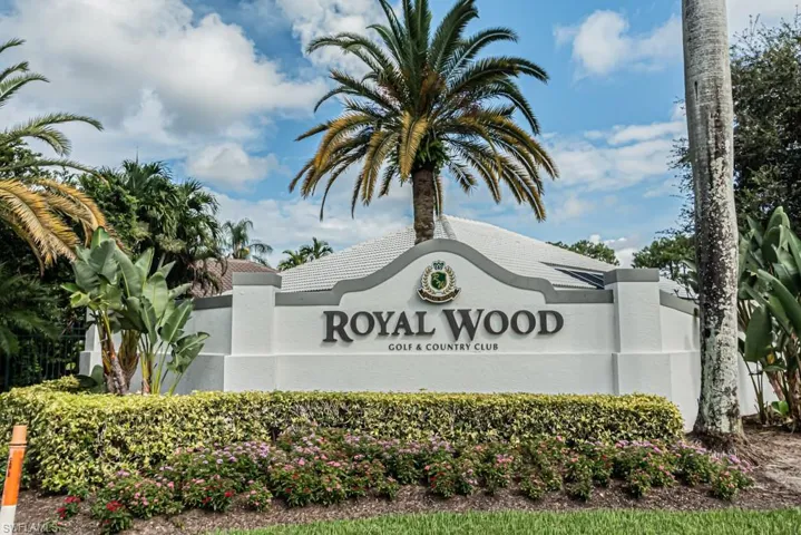 5940  Cranbrook  WAY, Naples, FL 34112
