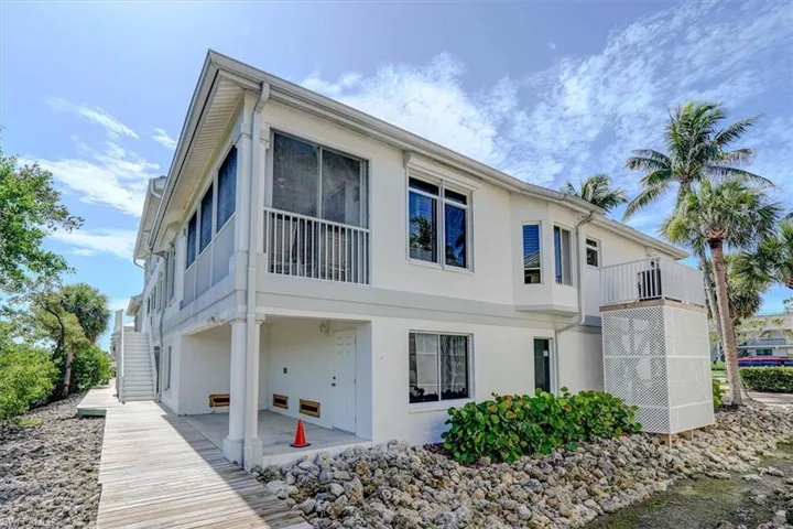 221 Lenell Rd 1 (5 A ), Fort Myers Beach, Florida 33931