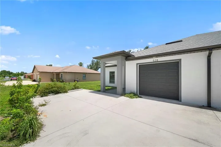 528 Se 6th St, Cape Coral, Florida 33990