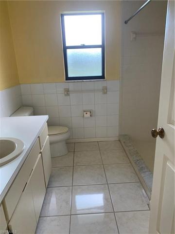 209  Jefferson  AVE, LEHIGH ACRES, FL 33936