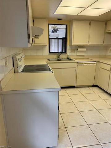 209  Jefferson  AVE, LEHIGH ACRES, FL 33936