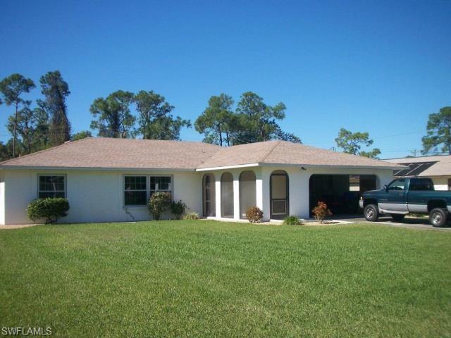 209  Jefferson  AVE, LEHIGH ACRES, FL 33936