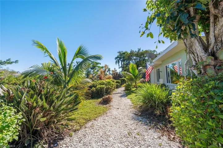 gorgeous native landscaping