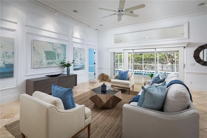7645  San Sebastian  WAY, Naples, FL 34109