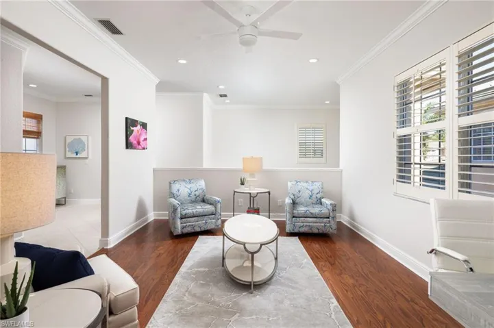 673  Vintage Reserve  CIR, Naples, FL 34119