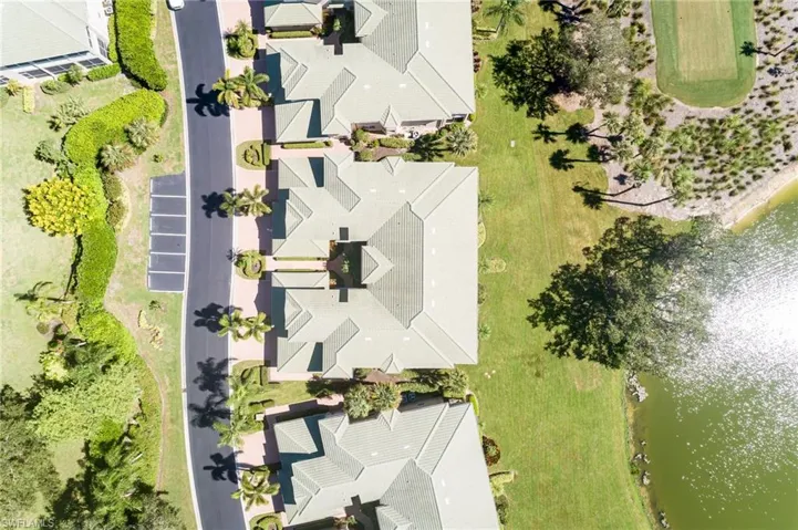 673  Vintage Reserve  CIR, Naples, FL 34119