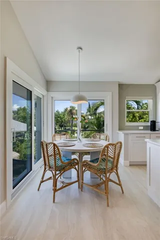 992 Fish Crow Rd, Sanibel, Florida 33957