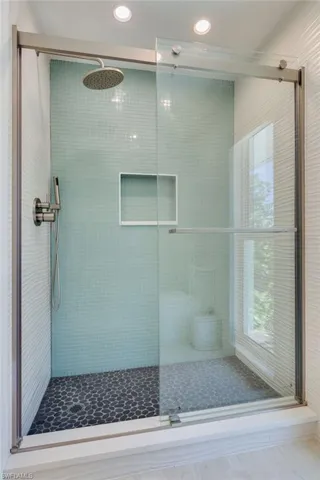 992 Fish Crow Rd, Sanibel, Florida 33957