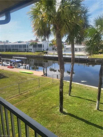 Water view from lanai