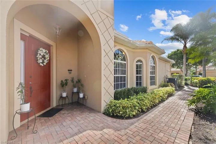 Walkway to side entrance