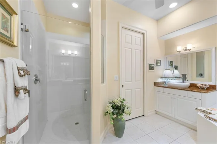 privacy and elegance