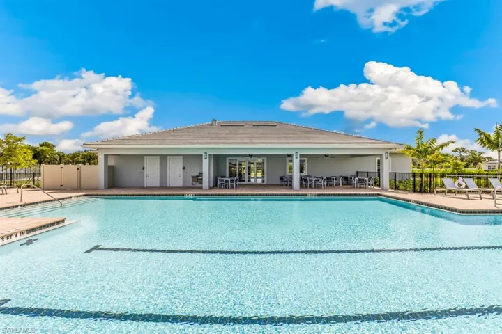 388  Grace Bay  LN, Naples, FL 34114