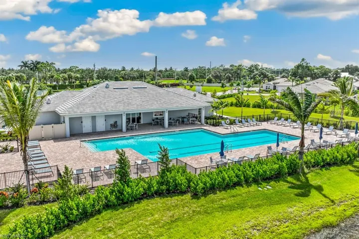 388  Grace Bay  LN, Naples, FL 34114
