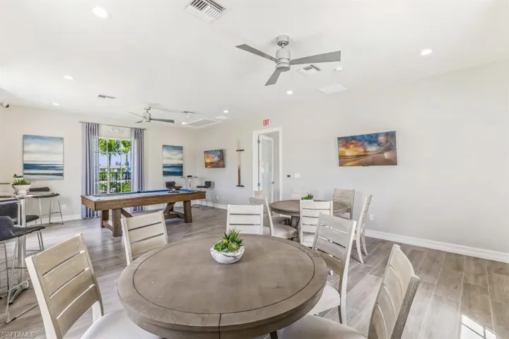 388  Grace Bay  LN, Naples, FL 34114