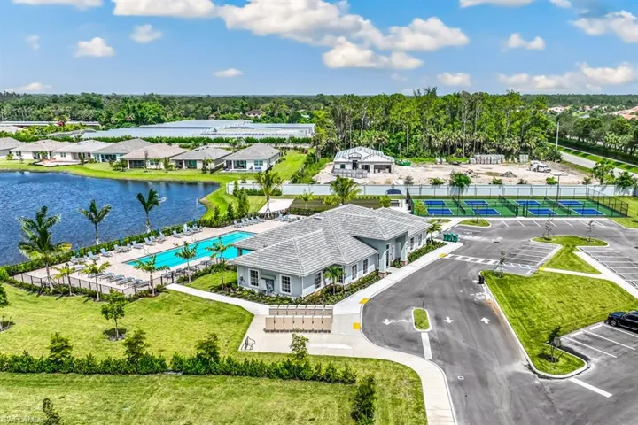 388  Grace Bay  LN, Naples, FL 34114