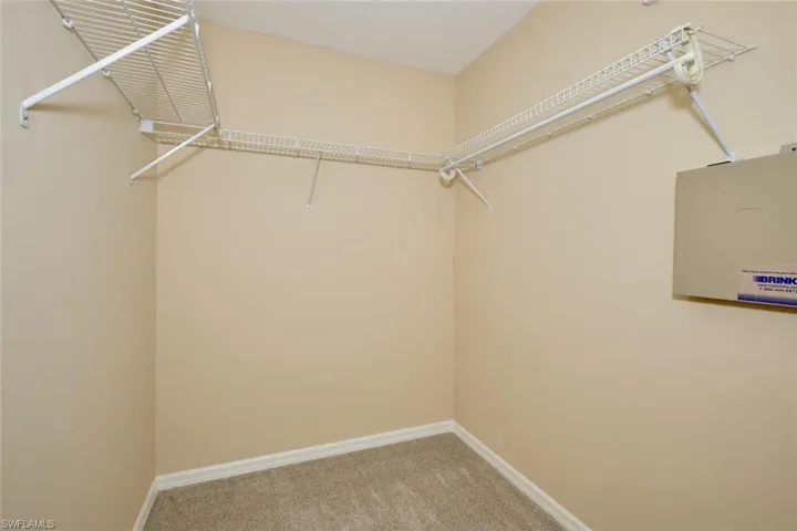 Walk in closet