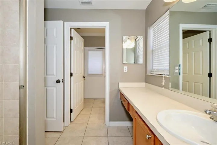 3801 28th St Sw, Lehigh Acres Fl 33976