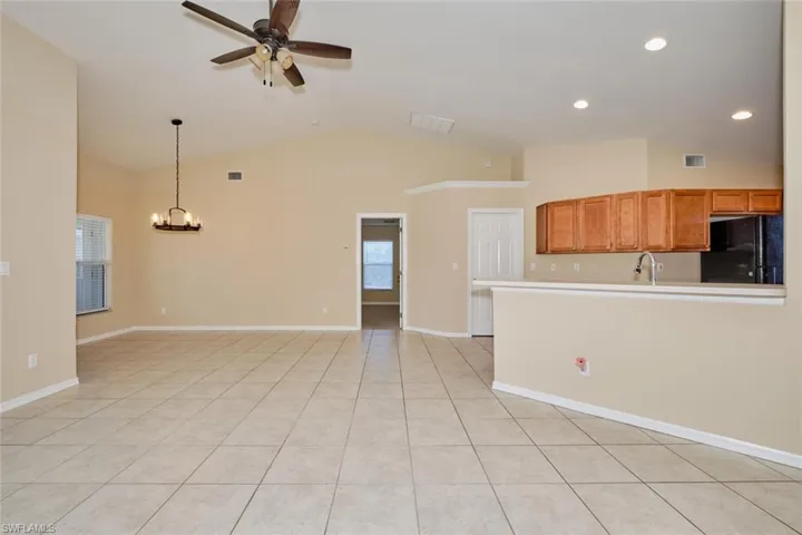 3801 28th St Sw, Lehigh Acres Fl 33976