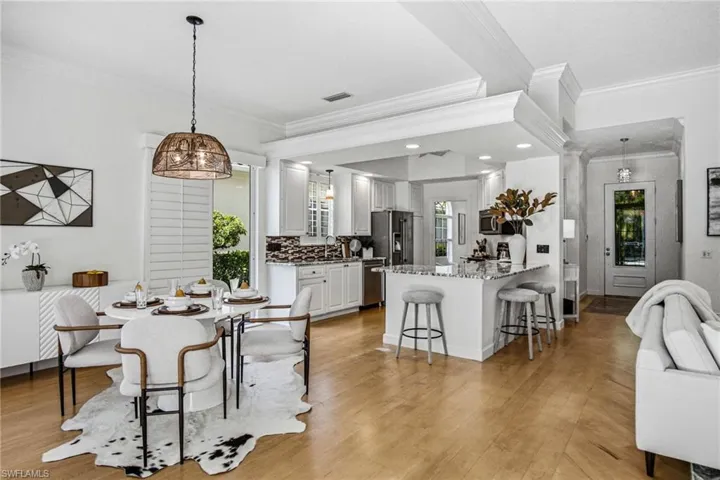 2737 Island Pond Ln, Naples, Florida 34119