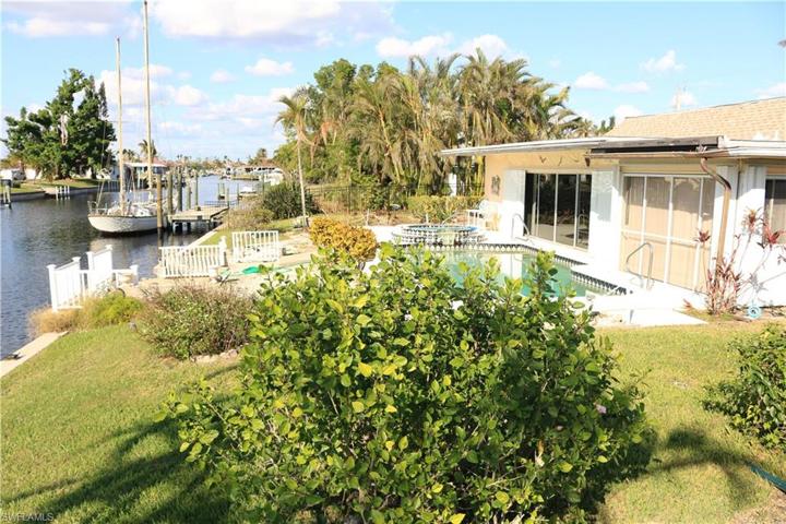 3614 SE 18th PL, CAPE CORAL FL 33904