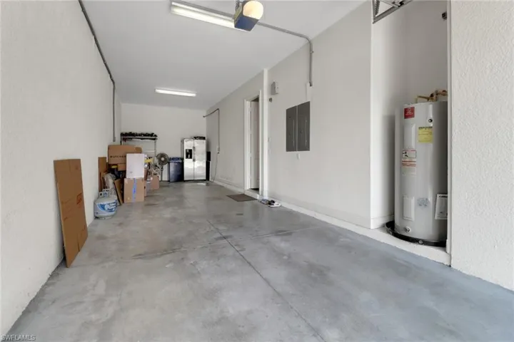 Tandem garage