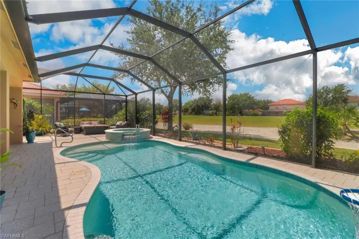 2165 Vardin Pl, Naples, Florida 34120