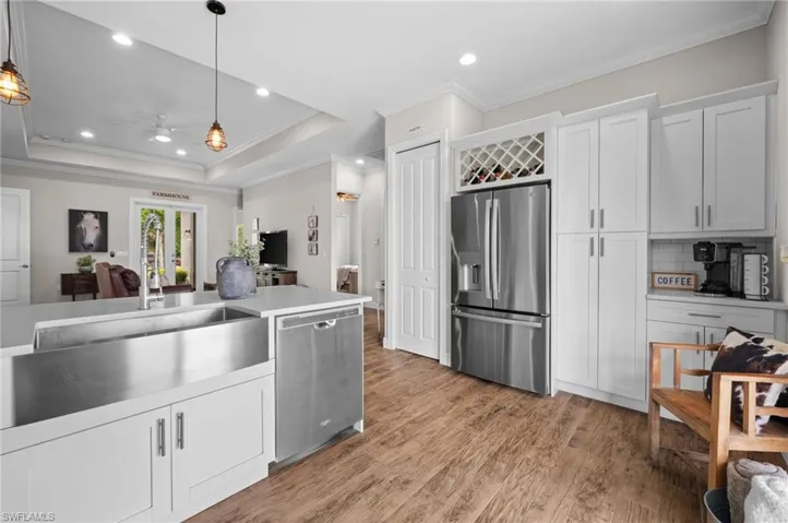 1960 Moulder Dr, Naples, Florida 34120