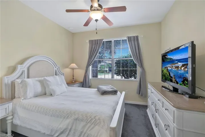 3824  Ruby  WAY, Naples, FL 34114