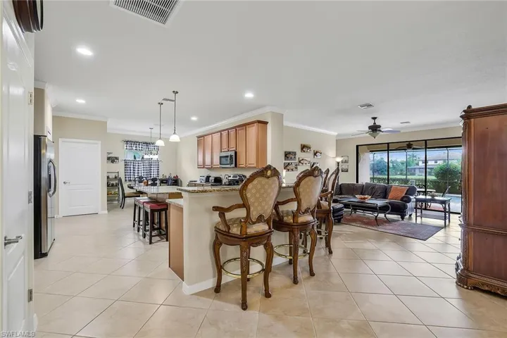 3824  Ruby  WAY, Naples, FL 34114