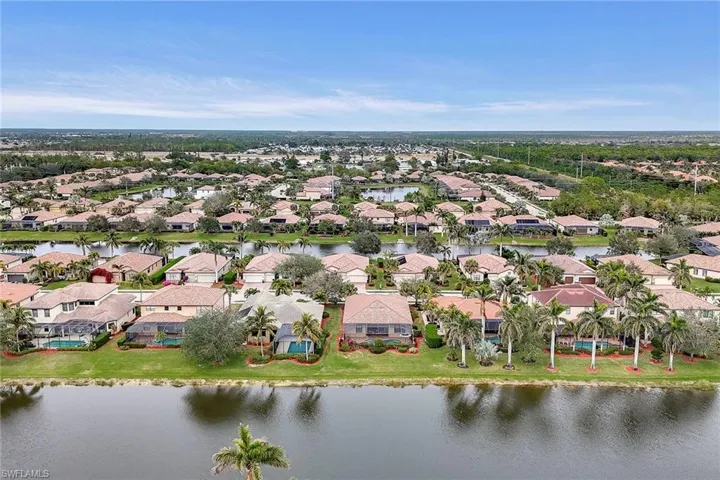 3824  Ruby  WAY, Naples, FL 34114