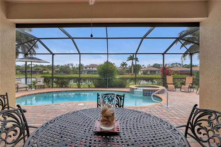 3824  Ruby  WAY, Naples, FL 34114