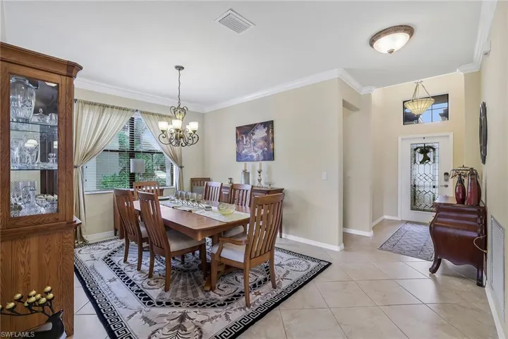 3824  Ruby  WAY, Naples, FL 34114