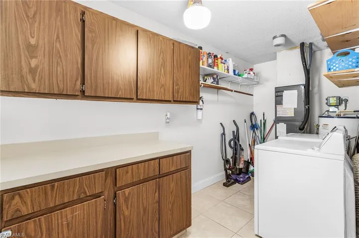 4504 Se 6th Pl 1, Cape Coral, Florida 33904