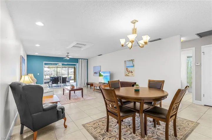4504 Se 6th Pl 1, Cape Coral, Florida 33904