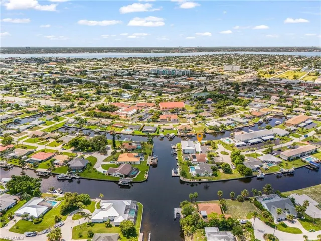 4504 Se 6th Pl 1, Cape Coral, Florida 33904