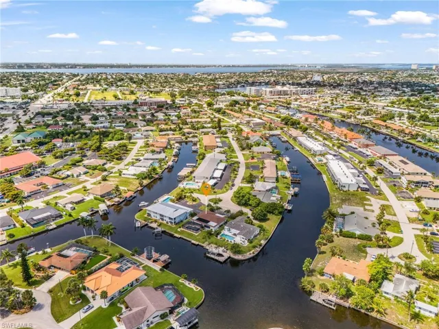 4504 Se 6th Pl 1, Cape Coral, Florida 33904
