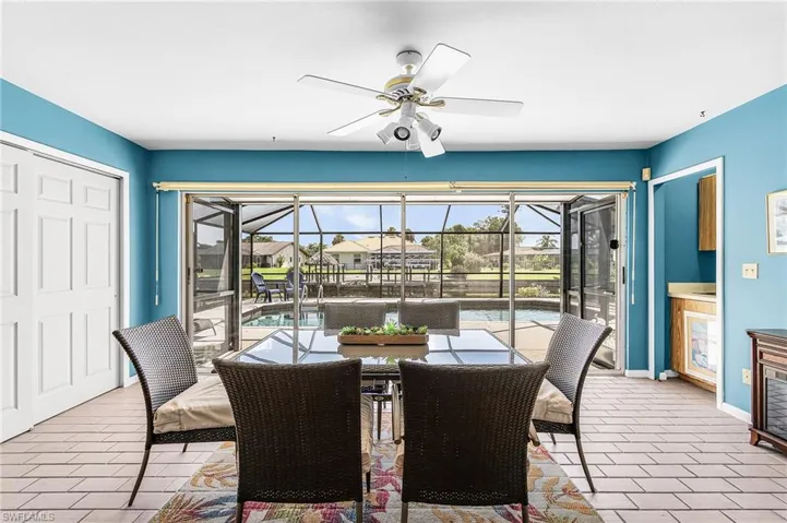 4504 Se 6th Pl 1, Cape Coral, Florida 33904
