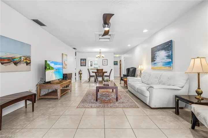 4504 Se 6th Pl 1, Cape Coral, Florida 33904