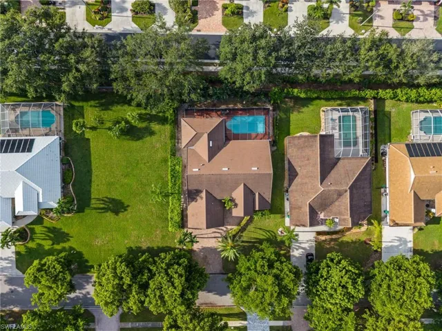 544  Roma  CT, Naples, FL 34110