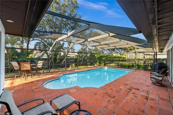 544  Roma  CT, Naples, FL 34110