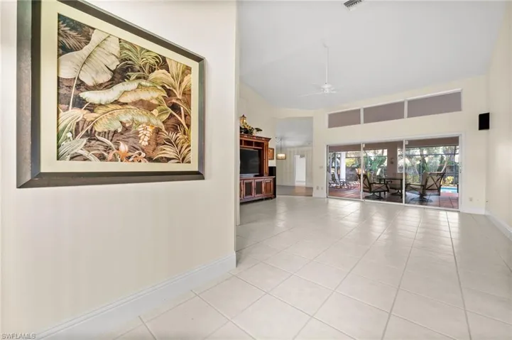 544  Roma  CT, Naples, FL 34110